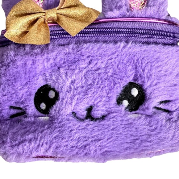 NWT Kids FuRever Friends MakeUp & Accessory Bag. - Picture 2 of 13